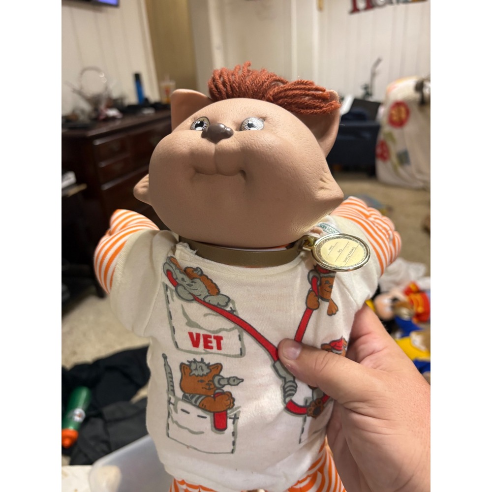Vintage 1983 Cabbage Patch Kids Koosas Cat Plush Pet Coleco Vet Outfit Tag